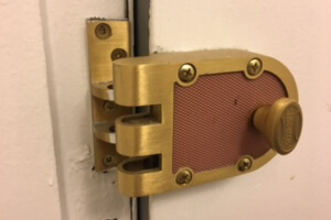 lock repair services